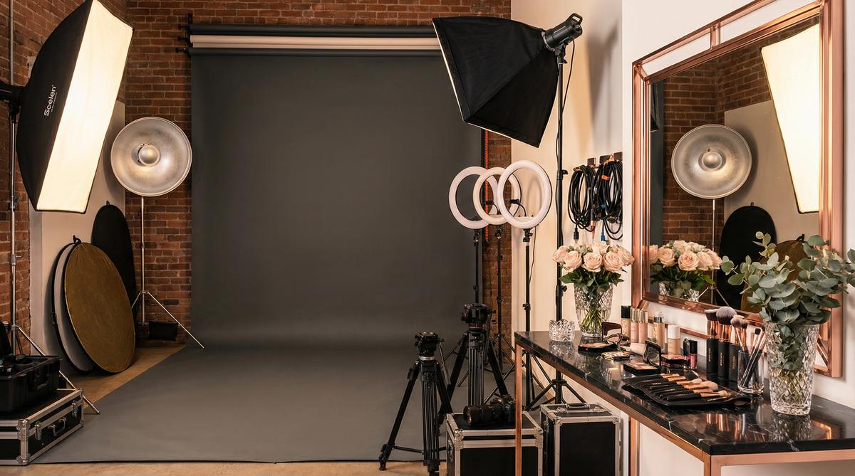 玩物社区传媒写真棚拍传媒教程灯光构图技巧